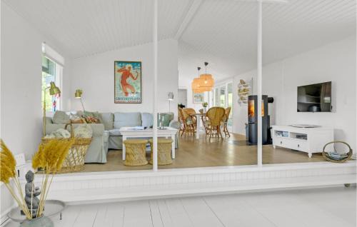 Holloselund House | 3 Bedroom Stunning Home In Tisvildeleje