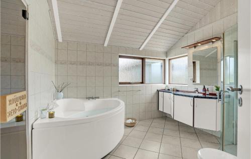 Krejbjerg House | 3 Bedroom Stunning Home In Ejstrupholm