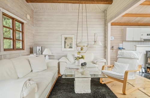 Ristinge House | 3 bedroom stunning home in Humble
