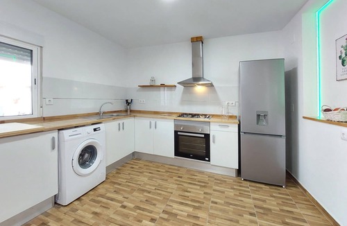 Ador House | 3 bedroom stunning home in Ador