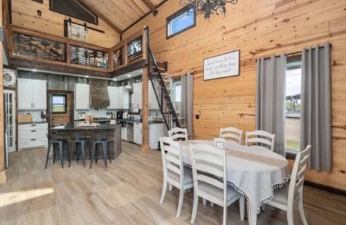 Celeste Other | 3-bedroom Texas Country Ranch close to Dallas