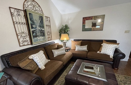 Wetmore House | 3 bedroom Texas Hill Country Haven.