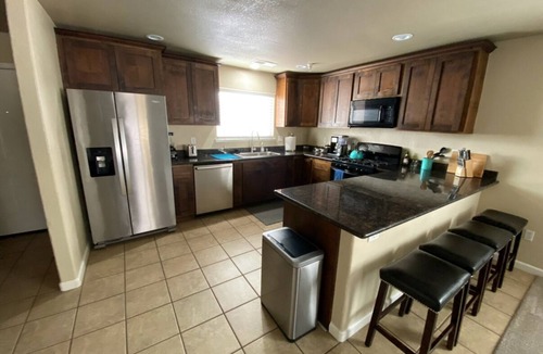 Modesto House | 3-bedroom townhome in charming Modesto with AC