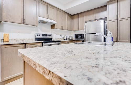 Markham House | 3-bedroom townhome in fabulous Markham with 2 patios