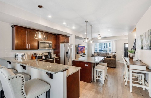 Cheyenne House | 3-bedroom townhome in adorable Cheyenne with AC