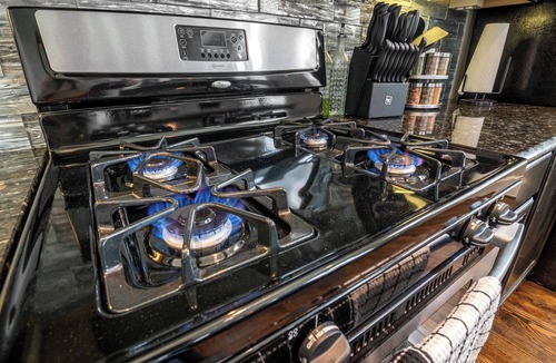 Lazybrook/Timbergrove House | 3-bedroom townhome in wonderful Houston with cool AC