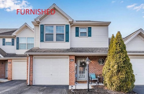 Enola House | 3-bedroom townhouse close to Mechanicsburg, Camp Hill, Harrisburg and Hershey