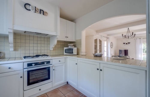 La Motte House | 3 BEDROOM TOWNHOUSE WITH GARDEN (N°425)