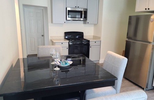 Middletown House | 3-bedroom Unit in tranquil Middletown