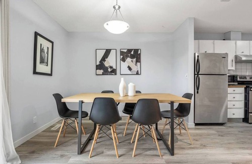 Montgomery House | 3-Bedroom Upper Unit Near Bow River with Yard