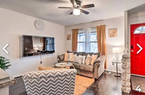 Wilkes-Barre House | 3 bedroom with fireplace 🔥