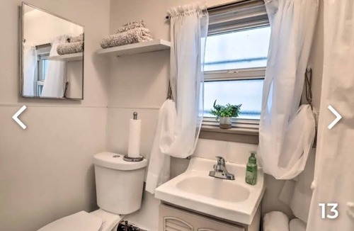 Wilkes-Barre House | 3 bedroom with fireplace 🔥