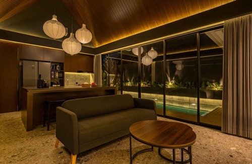 Sayan Villa | 3-bedroom villa in amazing Bali with cool AC breeze