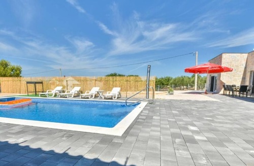 Korlat Villa | 3-bedroom villa in fantastic Korlat with heated pool