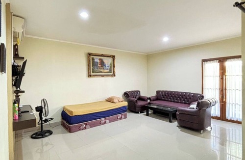 Prawirotaman Villa | 3-bedroom villa with AC, WiFi in fabulous Mantrijeron, Jogja