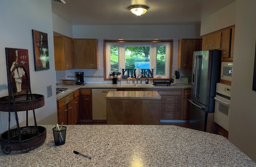 Geneva House | 3-bedroom waterfront home in fabulous Geneva with AC, WiFi. Enjoy your stay
