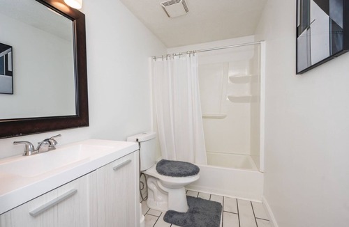 Colerain Township House | 3 bedroom2 bathrooms house features WiFi, fully equipped kitchen,