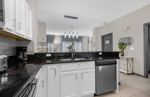 Sunset Lakes House | 3 Bedrooms/2.5 Bathrooms/Encantada (8515 BL)