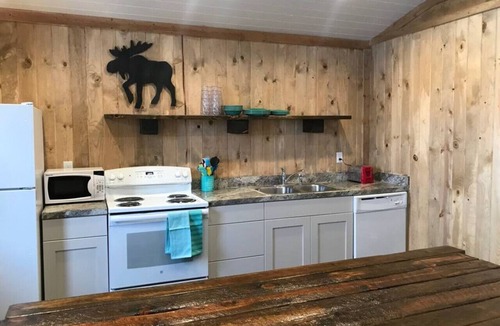 Island Park Ski Chalet | 3 Bedrooms, 2 Full Bath, Full Kitchen, Gas Fireplace, Shared Hot Tub