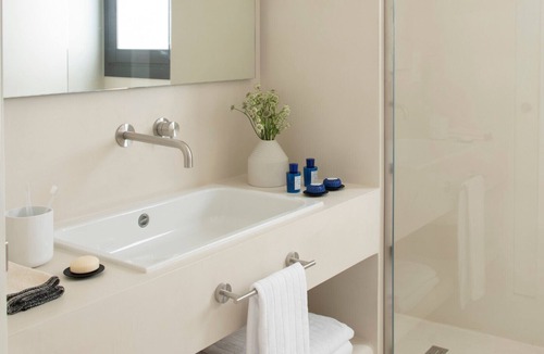 Gothic Quarter Apartment | 3 bedrooms luxury apt in Port Vell (minimum stay 32 days)