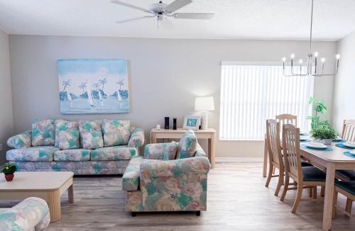 Ridgewood Lakes Villa | 3 bedrooms pool home Gated community Ridgewood Lakes