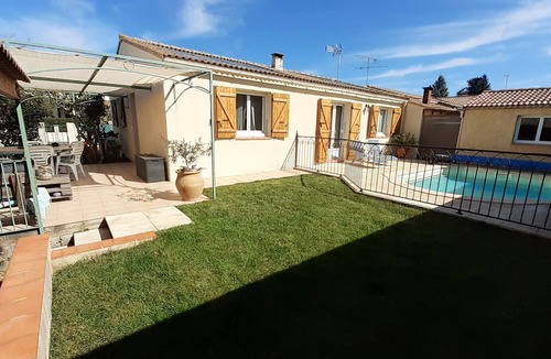 Vergeze Villa | 3 Bedrooms Villa In Vergèze
