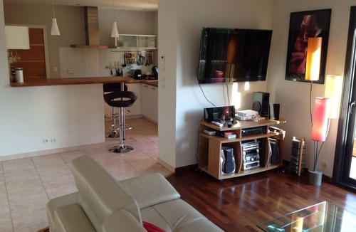 Gigean Villa | 3 bedrooms villa with pool in pretty village between Montpellier and Sète