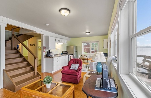 Town of Oswegatchie Cabin | 3 Bedrooms - Waterfront Location On St. Lawrence River