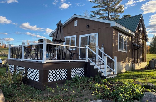 Town of Oswegatchie Cabin | 3 Bedrooms - Waterfront Location On St. Lawrence River