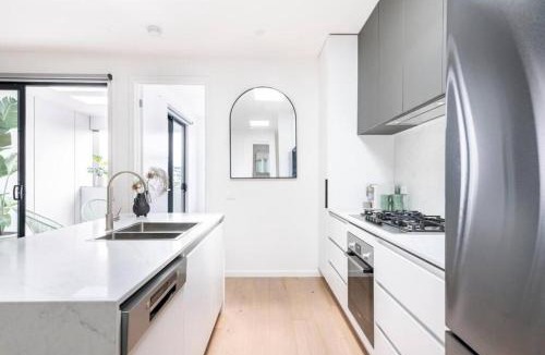 Brunswick West House | 3 BedroomTownhouse-free parking