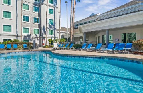 Florida Central Atlantic Coast Apartment | 3 beds DisneyFree Shuttle
