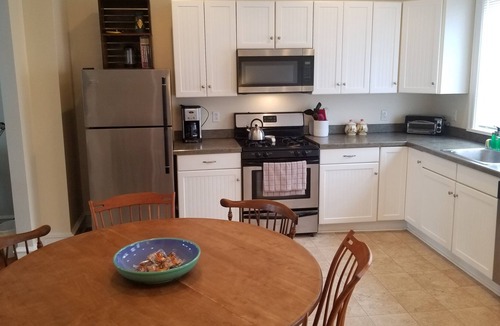 Roxborough-Manayunk House | 3 BR 1 Bath townhome central AC Manayunk Rox