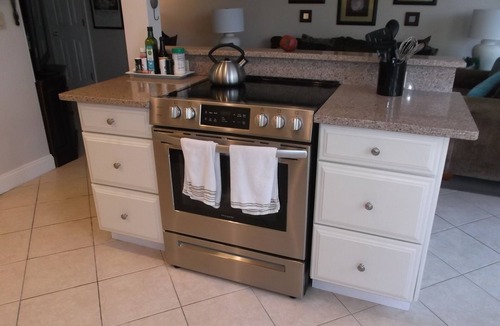 Shipyard Plantation Condo | 3 BR Across From Beach on Lagoon & Golf View w/2 Private Decks