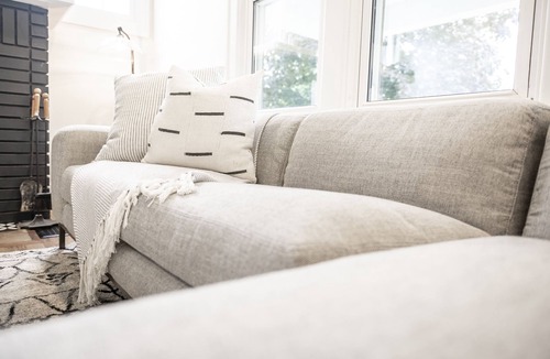 Hilliard House | 3 BR cozy + renovated walkable downtown stay