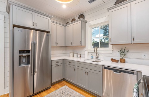 Darien Cottage | 3-BR Dogtrot Cottage w/dock, pool, & private firepit on Emma's Driftwood Farm