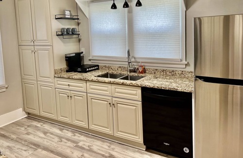 Kent House | 3 BR Home in Kent!