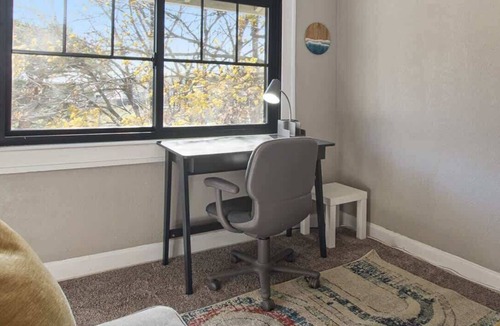 Tower Homes House | 3 BR Home|Sleeps 6 In Waldo Futbol+FiFA