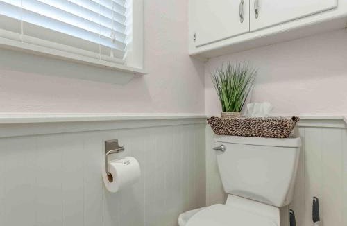 Norman House | 3 BR home with a Gameroom close to campus