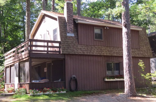 The Bluffs House | 3 BR Lake House with Private Beach & Dock