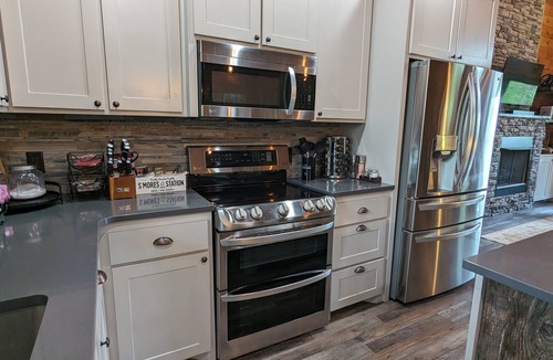 Jasper Cabin | 3 BR Luxury Cabin & Hot Tub near Buffalo River!