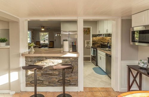 Gunter Afs House | 3 BR Nature Escape w/Large Yard + Home Office