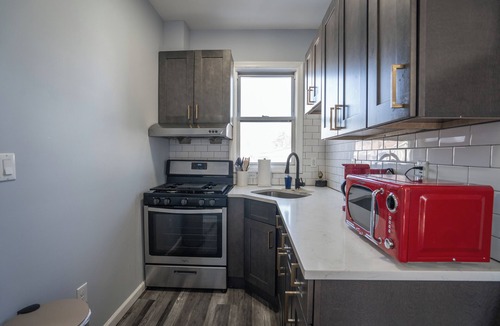 Lodi Apartment | 3-BR Near MetLife Stadium - Pets Welcome + Parking
