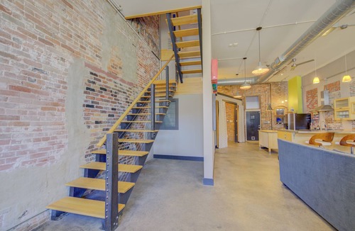 Downtown Memphis House | 3 BR Townhouse in Downtown Entertainment District