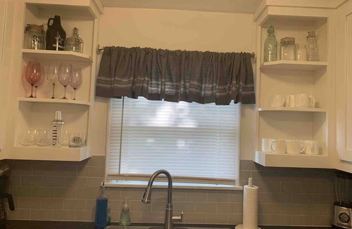 Central Arlington House | 3 BR Walking Distance to ATT, Globe Life & Entertainment District