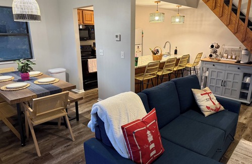 Indian Point Condo | 3-BR with lake views on Indian Point close to Silver Dollar City