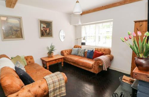 Narberth House | 3 Bridge Villas