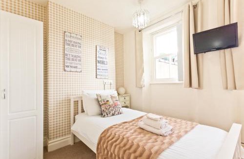 Ambleside House | 3 Cambridge Villas