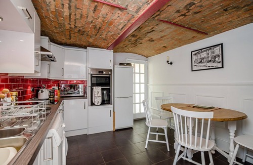 Stoke Bruerne Cottage | 3 Canalside Cottages