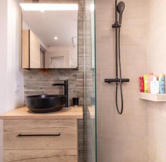 Saint-Helier Apartment | 3 chambres lumineux proche gare et TNB