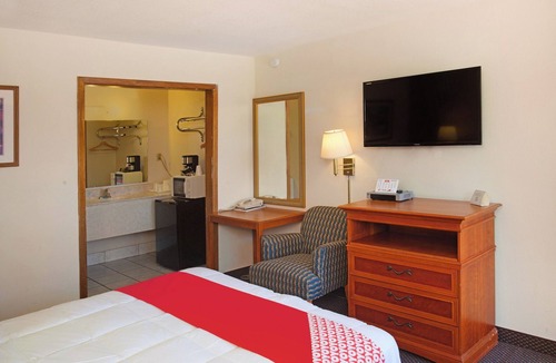 Guymon Hotel | 3 Charming Couple’s Rooms – Near Parks, Dining & Local Gems!